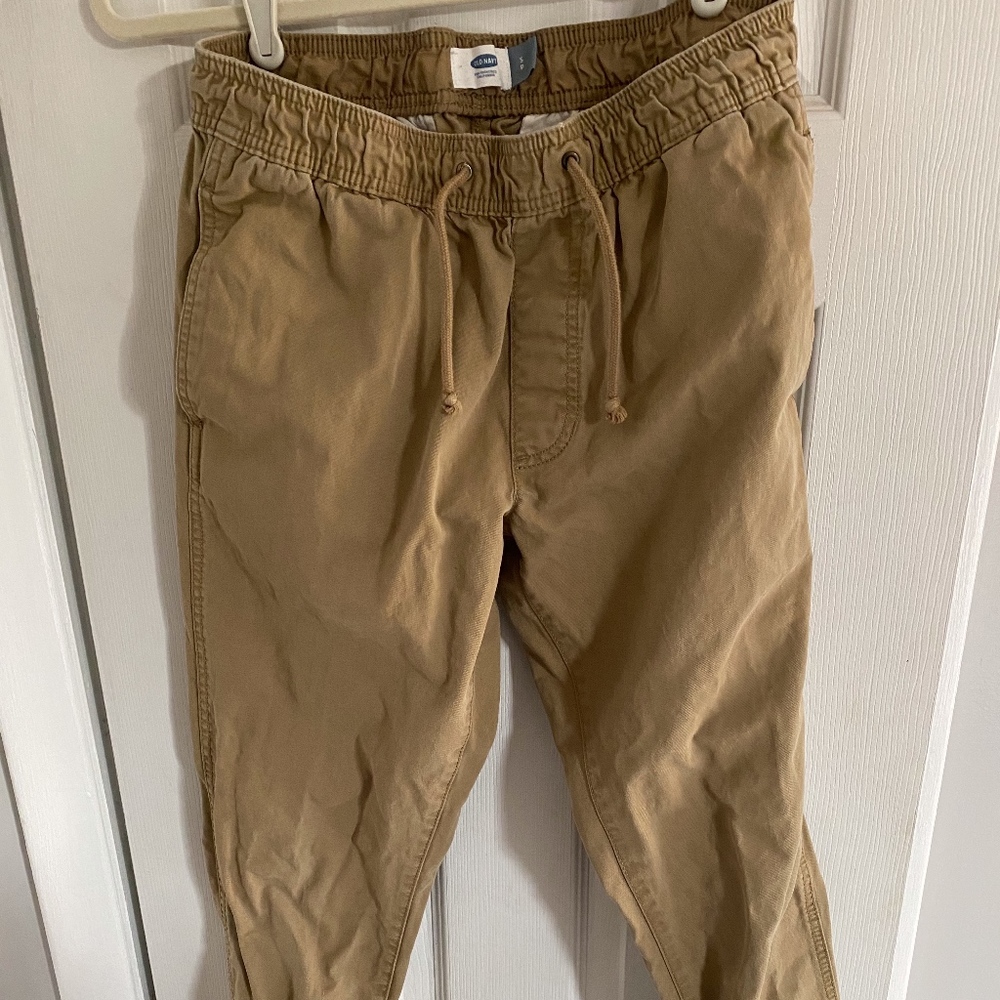 Old Navy khaki joggers